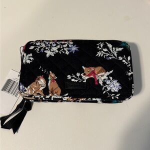 Vera Bradley Merry Mischief All in One Crossbody winter Christmas wallet clutch